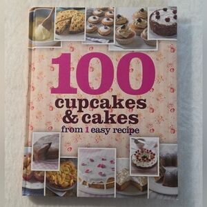 📕100 Cupcakes & Cakes From One Easy Recipe Cook Book